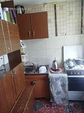 Satılır 2 otaqlı köhnə tikili 45 m²