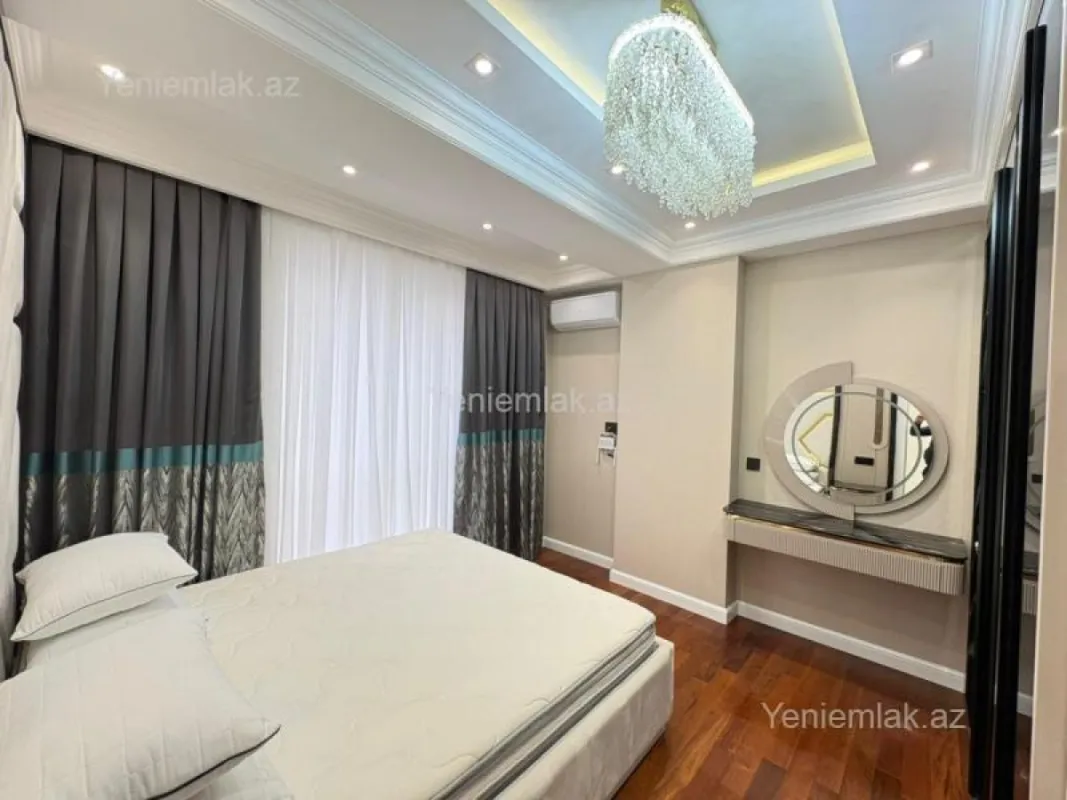 Satılır 3 otaqlı yeni tikili 95 m²
