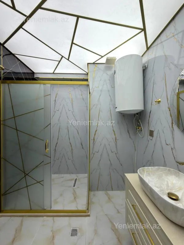 Satılır 3 otaqlı yeni tikili 134 m²