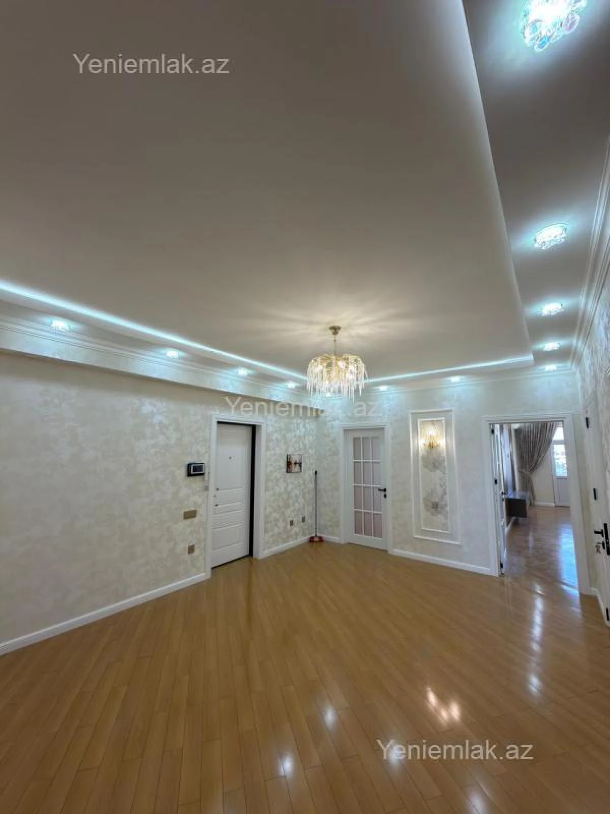 Satılır 3 otaqlı yeni tikili 134 m²