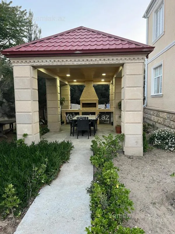 Satılır 7 otaqlı həyət evi 250 m²