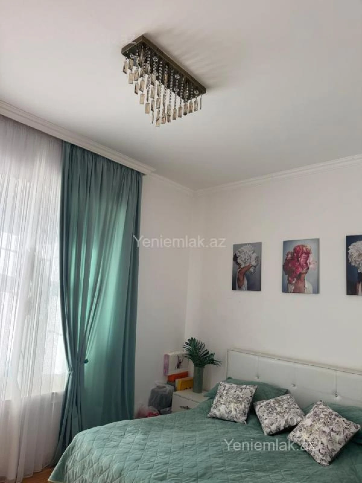 Satılır 7 otaqlı həyət evi 250 m²