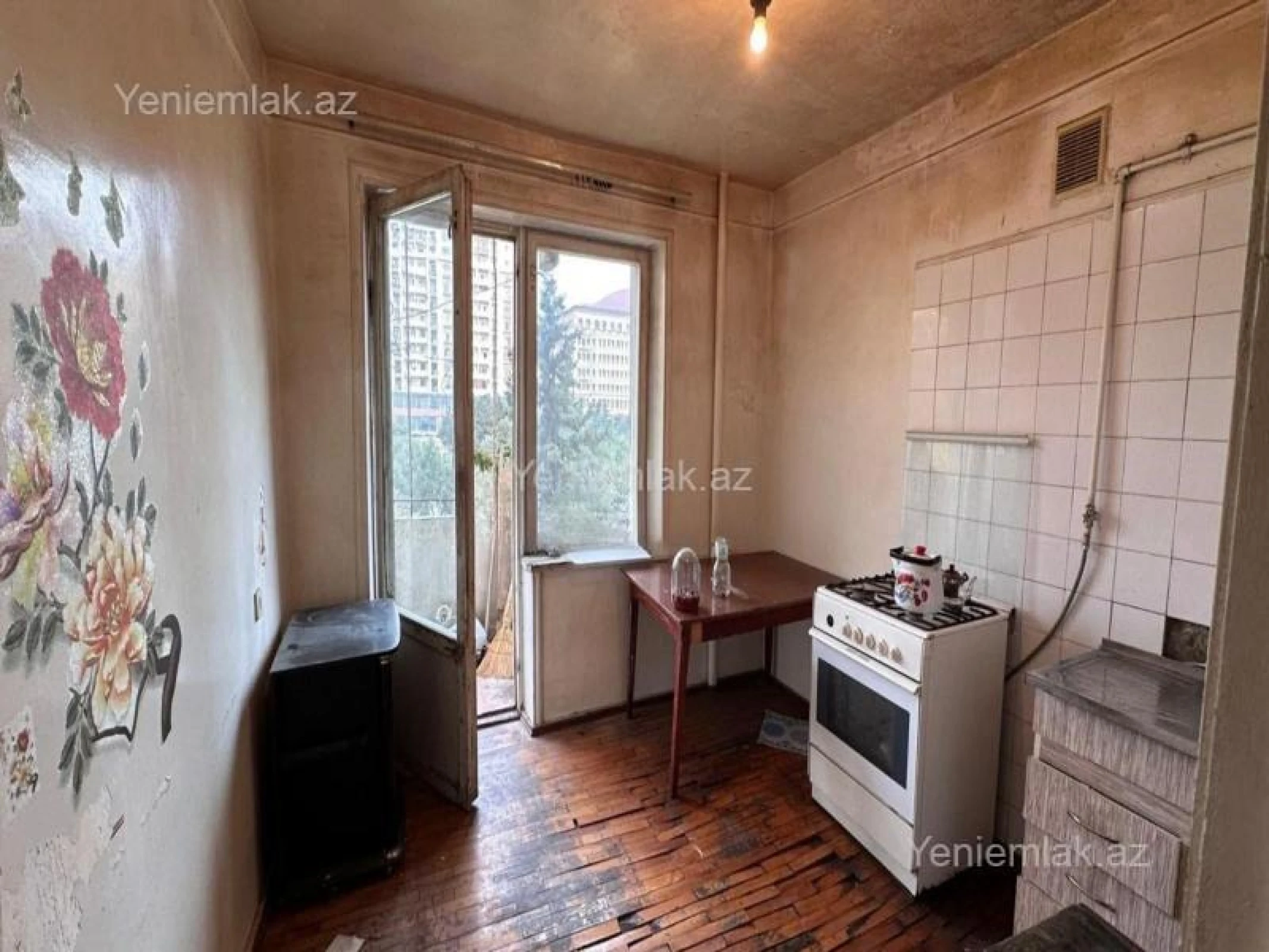 Satılır 4 otaqlı yeni tikili 120 m²