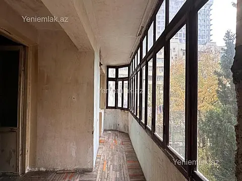 Satılır 4 otaqlı yeni tikili 120 m²