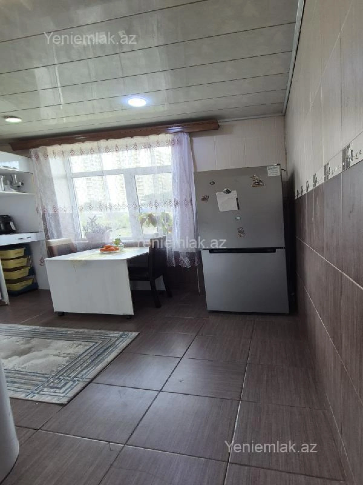 Satılır 3 otaqlı köhnə tikili 60 m²