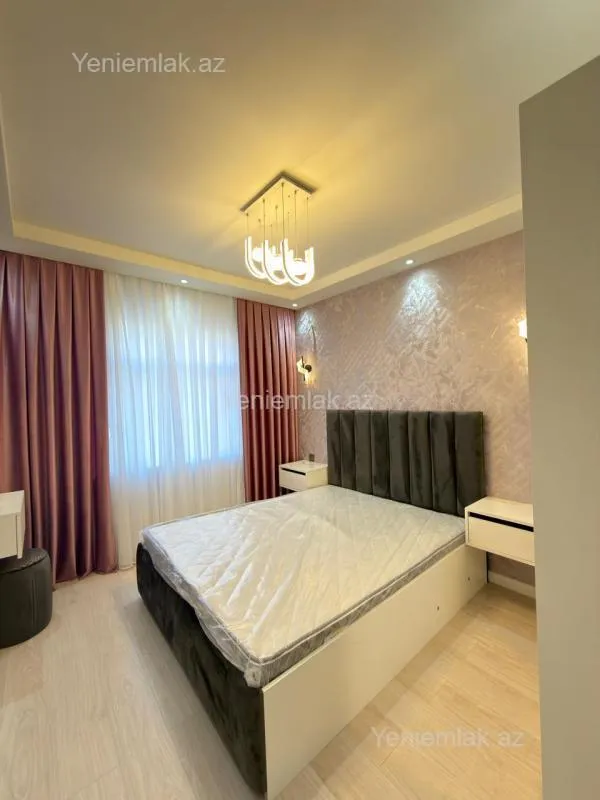 Satılır 2 otaqlı köhnə tikili 60 m²