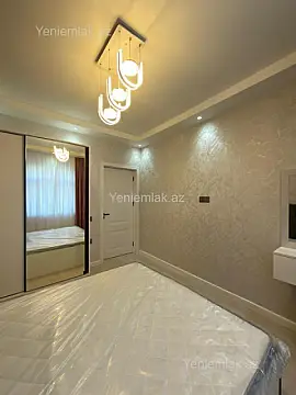Satılır 2 otaqlı köhnə tikili 60 m²