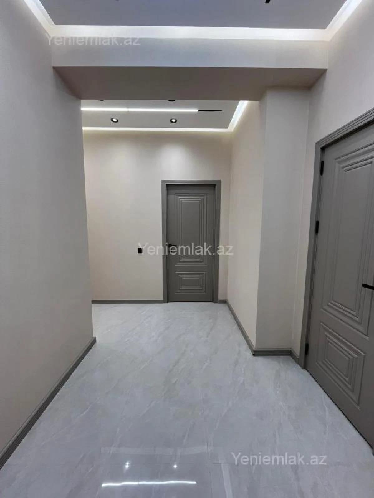 Satılır 2 otaqlı yeni tikili 80 m²