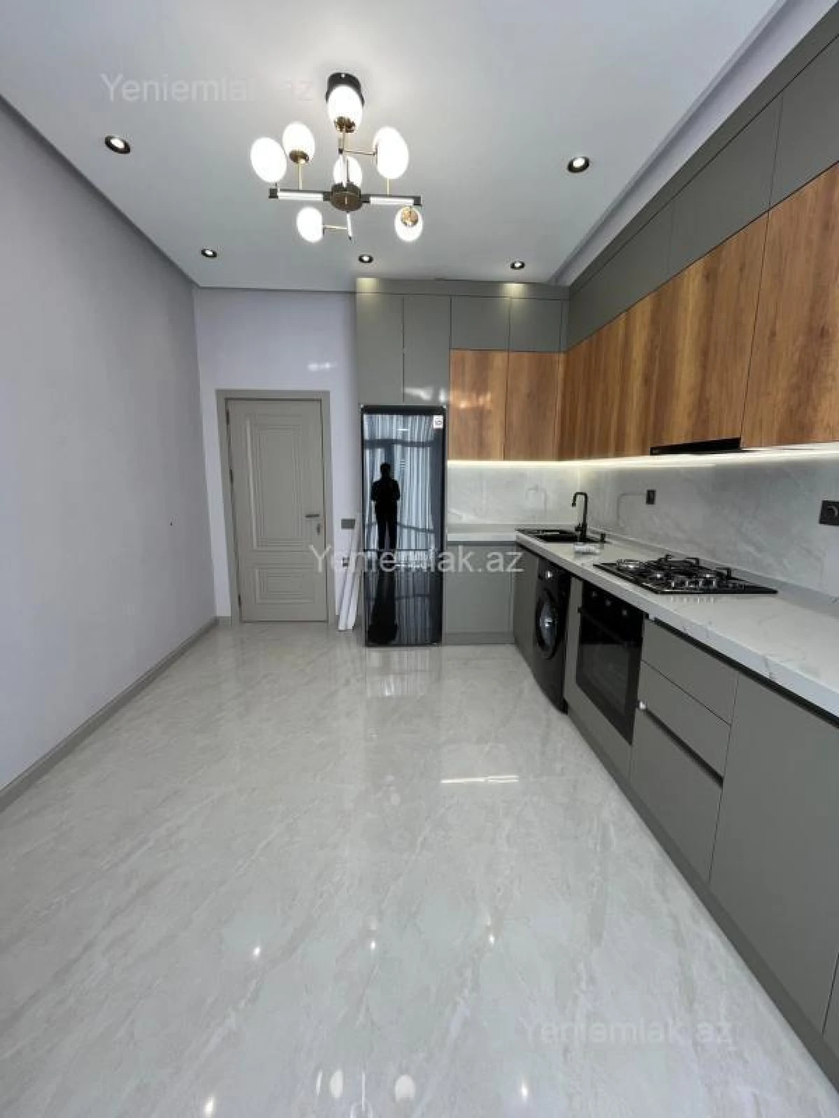 Satılır 2 otaqlı yeni tikili 80 m²