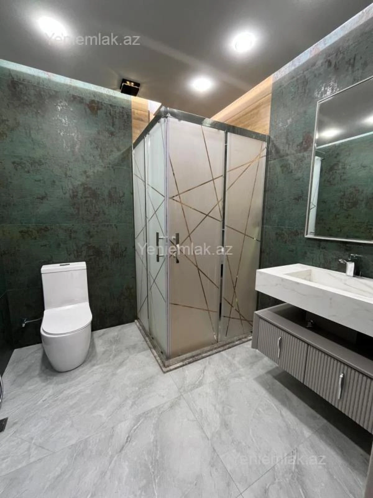 Satılır 2 otaqlı yeni tikili 80 m²