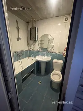 Satılır 2 otaqlı köhnə tikili 55 m²