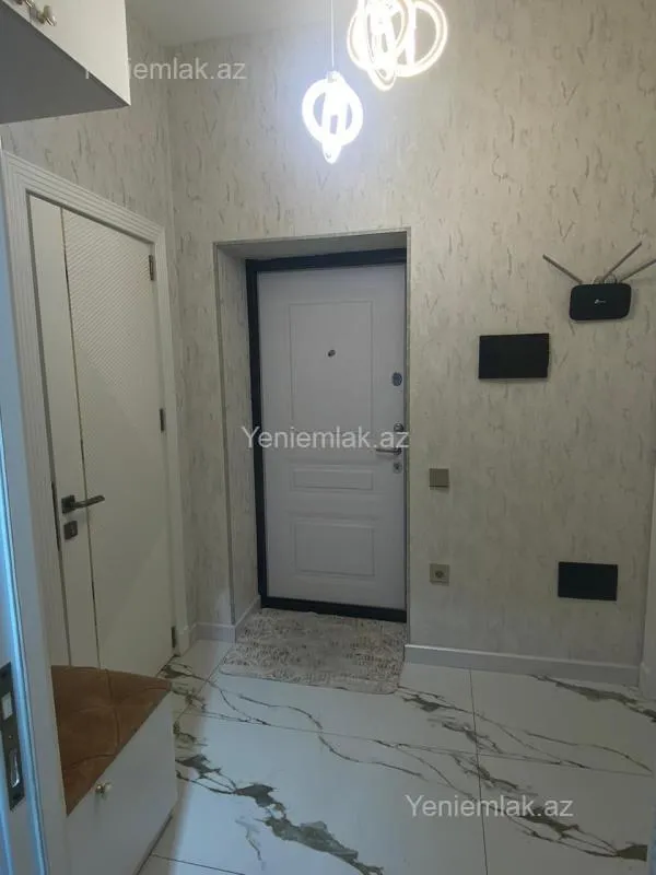 Satılır 2 otaqlı yeni tikili 72 m²