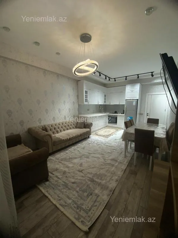 Satılır 2 otaqlı yeni tikili 72 m²