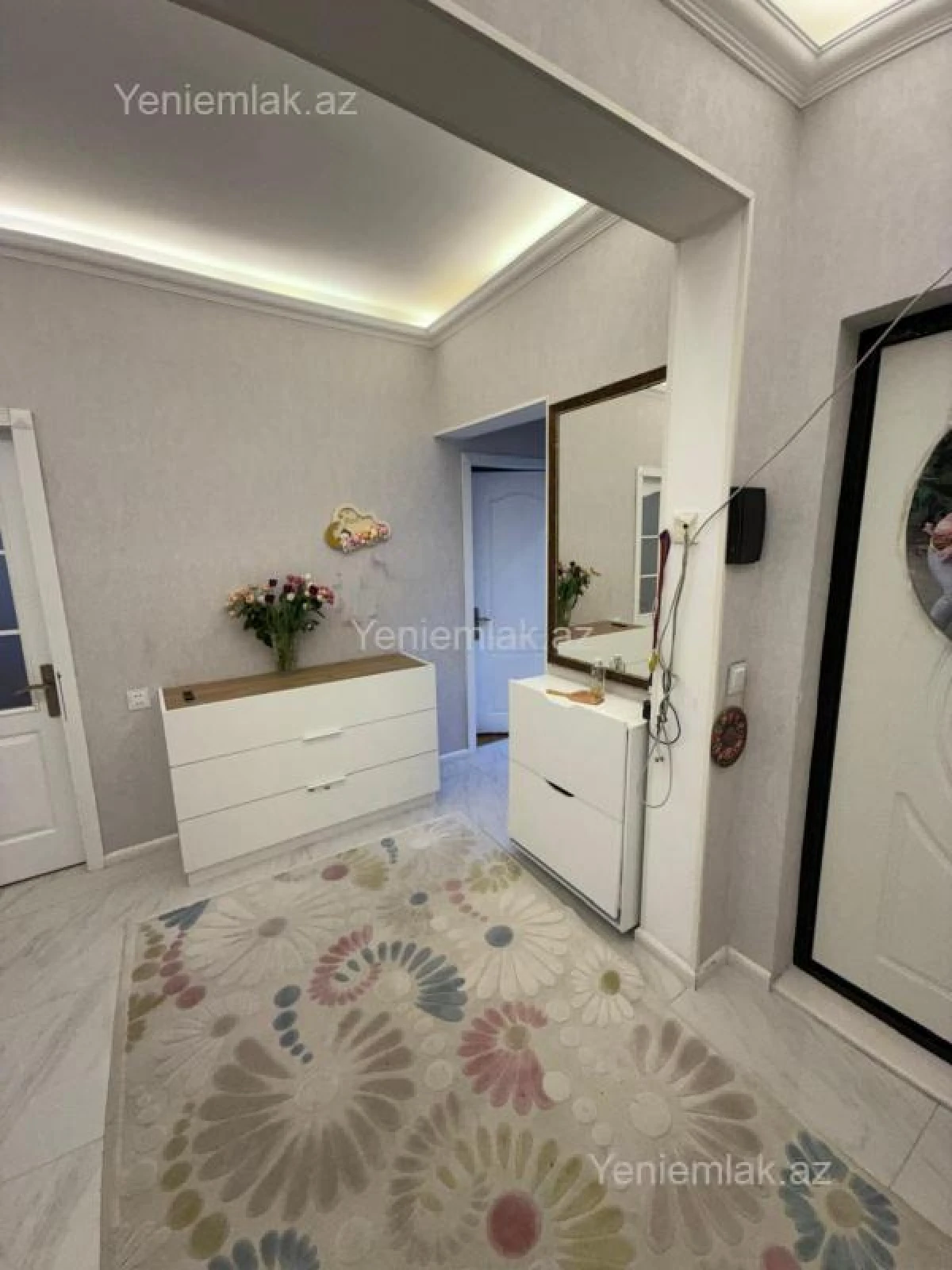 Satılır 3 otaqlı köhnə tikili 72 m²