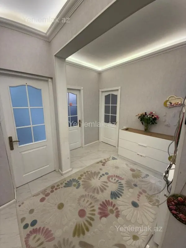 Satılır 3 otaqlı köhnə tikili 72 m²