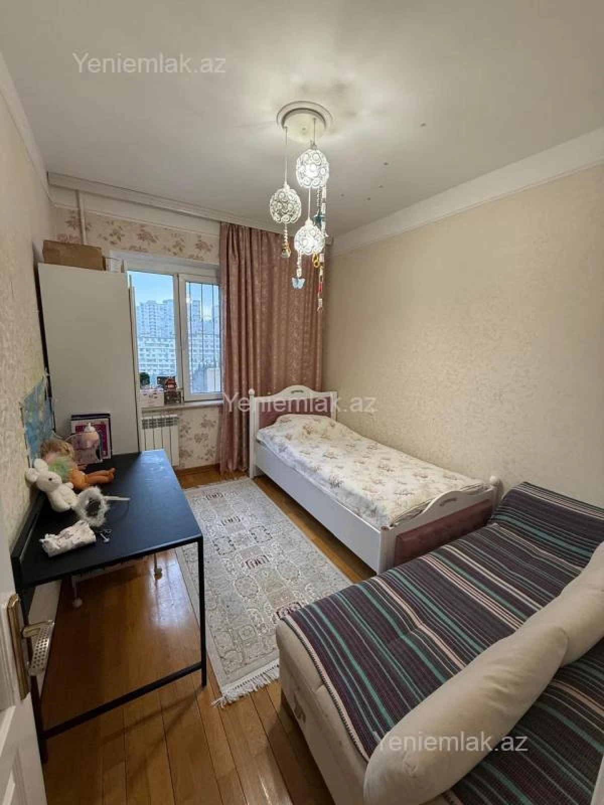 Satılır 3 otaqlı köhnə tikili 72 m²