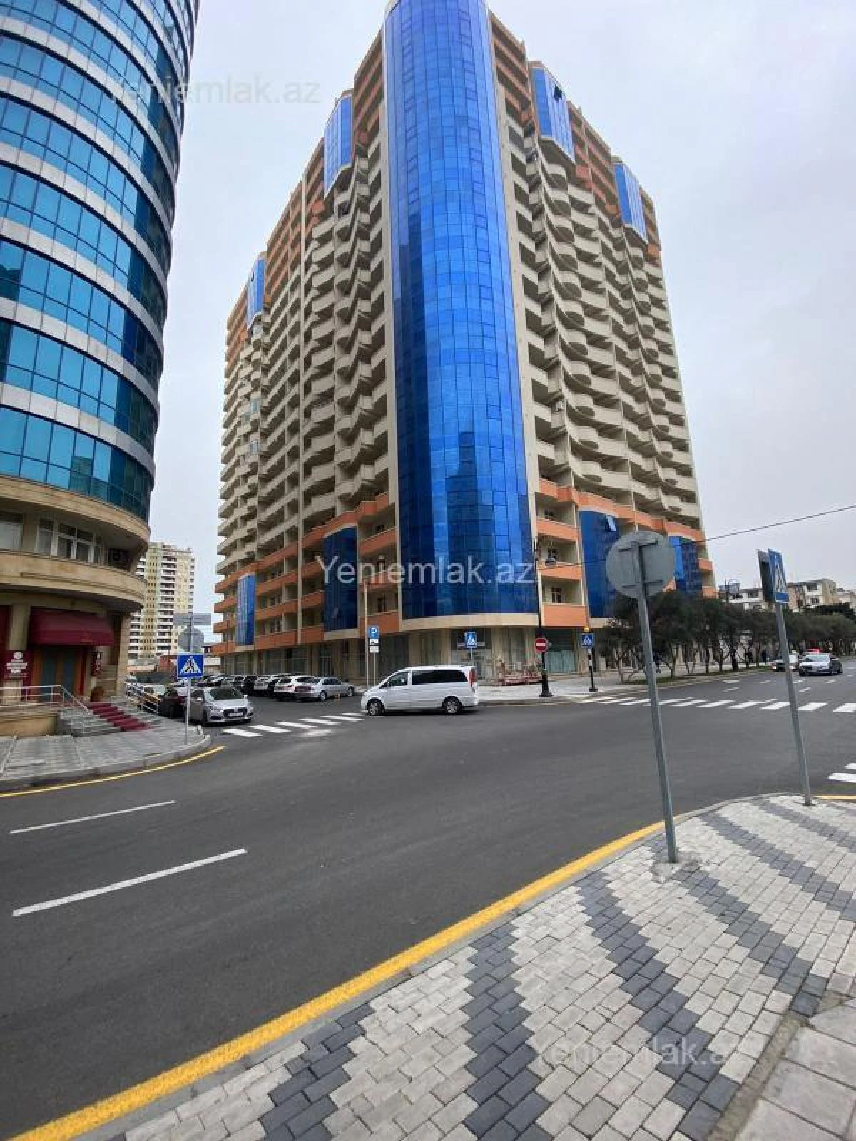 Satılır 2 otaqlı yeni tikili 94 m²