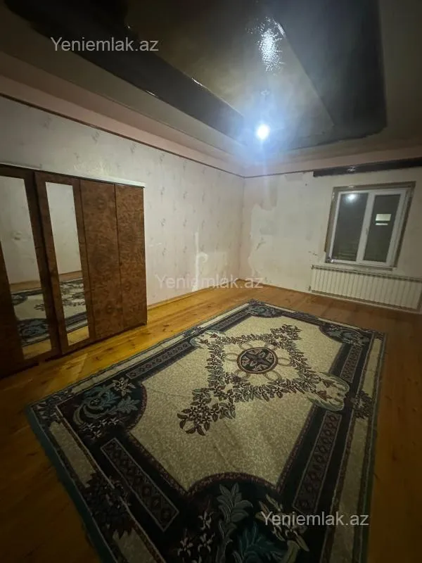 Satılır 5 otaqlı həyət evi 150 m²