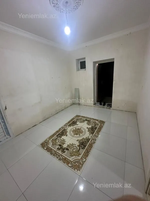 Satılır 5 otaqlı həyət evi 150 m²