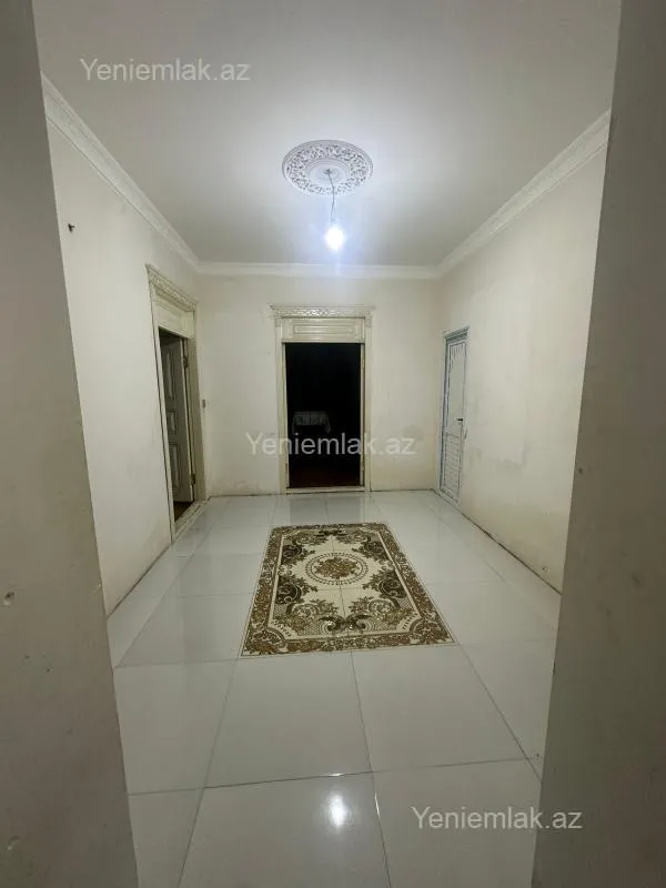 Satılır 5 otaqlı həyət evi 150 m²