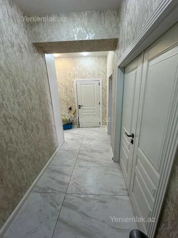 Satılır 2 otaqlı yeni tikili 95 m²