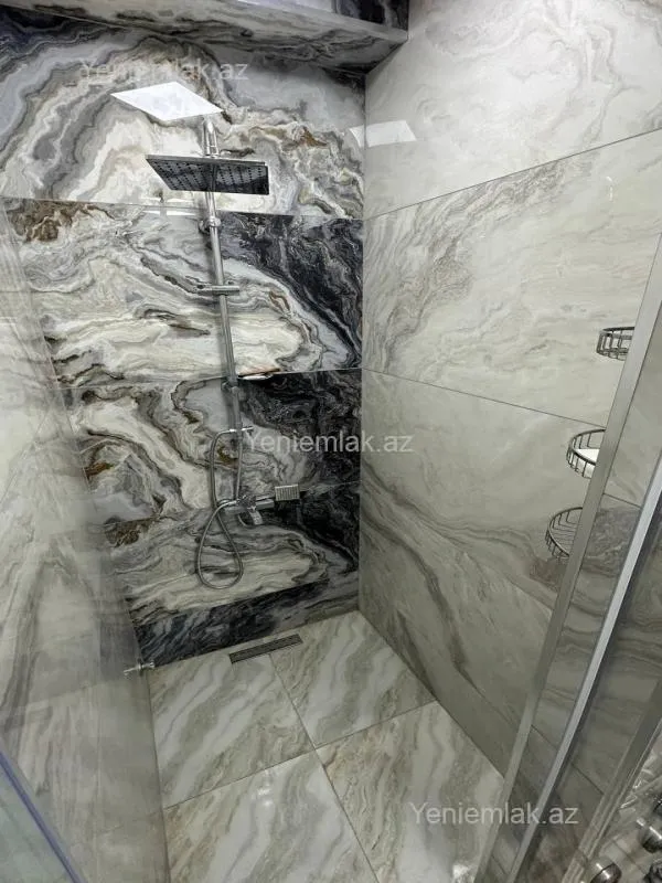 Satılır 2 otaqlı yeni tikili 95 m²