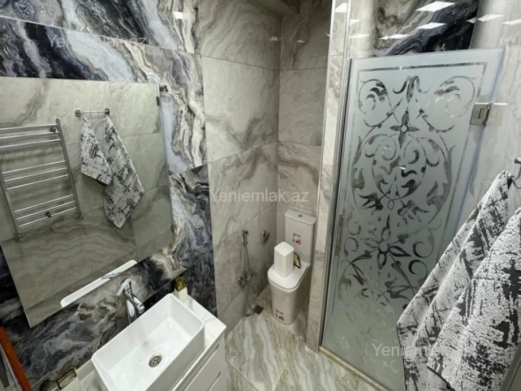 Satılır 2 otaqlı yeni tikili 95 m²