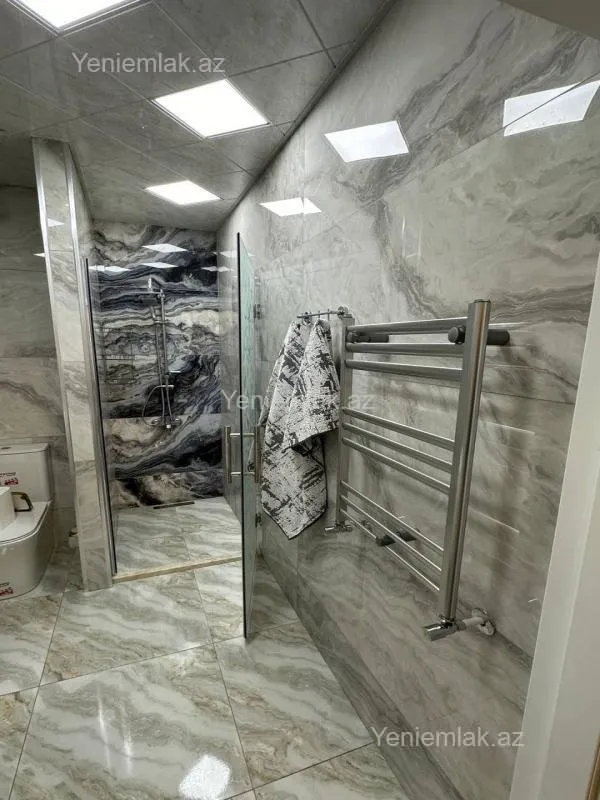 Satılır 2 otaqlı yeni tikili 95 m²