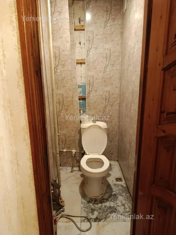 Satılır 3 otaqlı köhnə tikili 80 m²