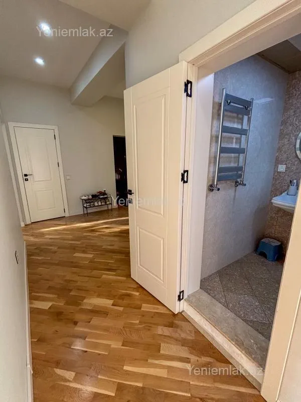 Satılır 2 otaqlı yeni tikili 100 m²