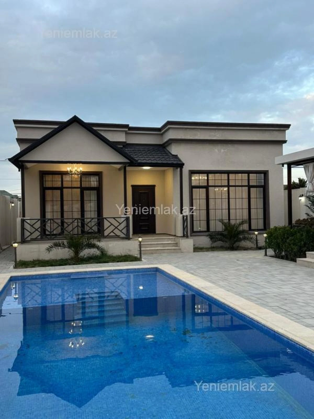 Satılır 4 otaqlı həyət evi 170 m²