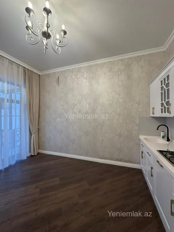 Satılır 4 otaqlı həyət evi 170 m²