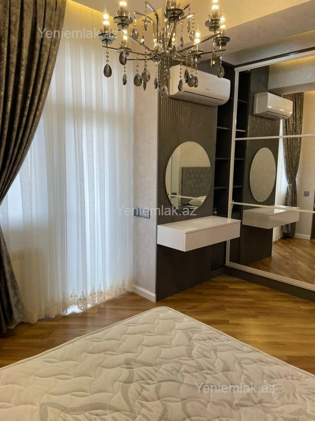 Satılır 3 otaqlı yeni tikili 137 m²
