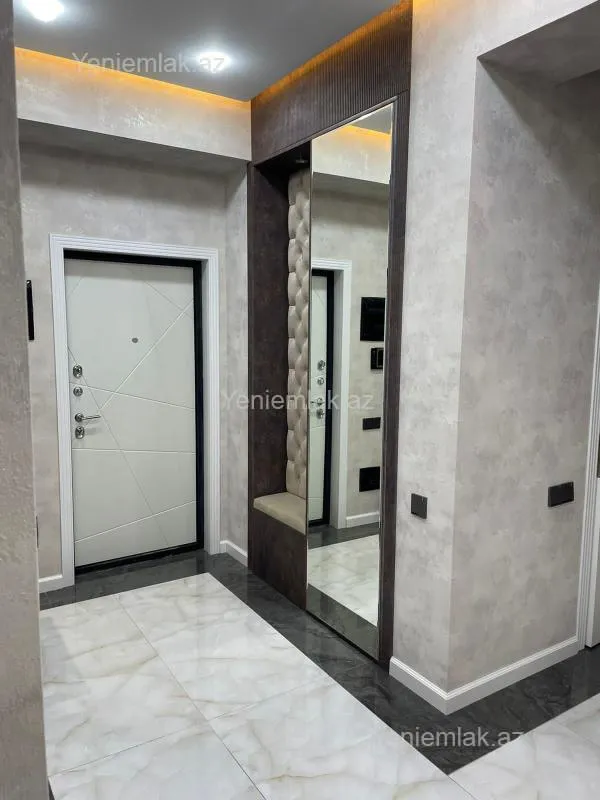 Satılır 3 otaqlı yeni tikili 137 m²