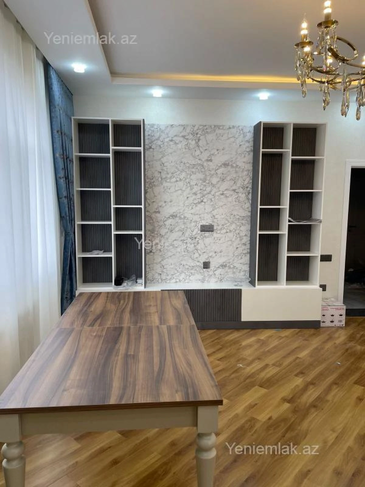 Satılır 3 otaqlı yeni tikili 137 m²
