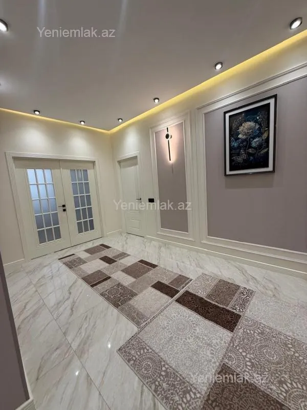 Satılır 3 otaqlı yeni tikili 137.5 m²