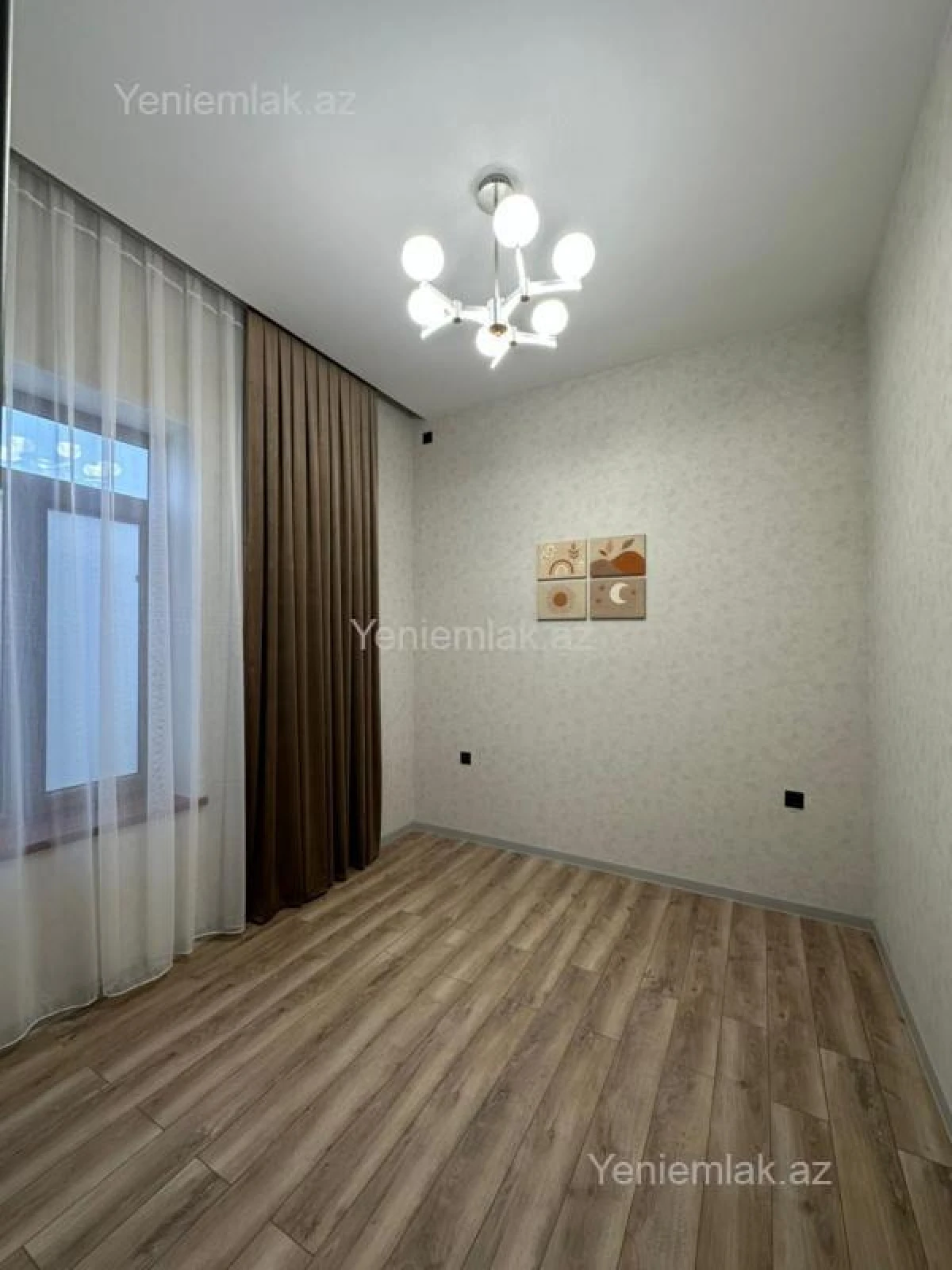Satılır 4 otaqlı həyət evi 140 m²