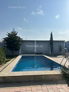 Satılır 5 otaqlı həyət evi 200 m²