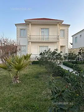 Satılır 4 otaqlı həyət evi 200 m²