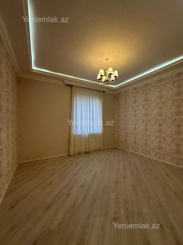 Satılır 4 otaqlı həyət evi 200 m²