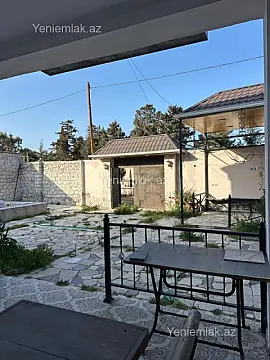 Satılır 5 otaqlı həyət evi 180 m²
