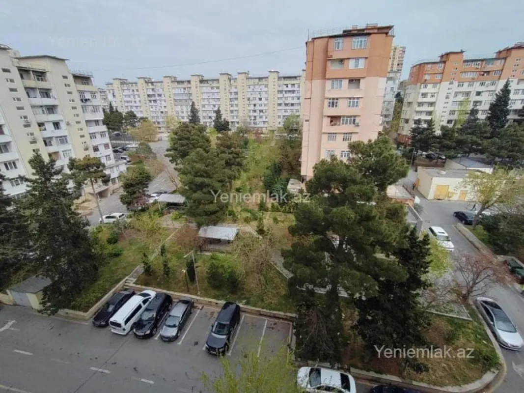 Satılır 3 otaqlı köhnə tikili 60 m²