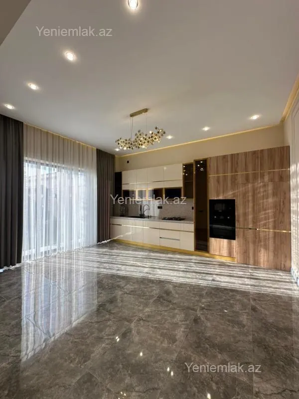 Satılır 4 otaqlı həyət evi 160 m²