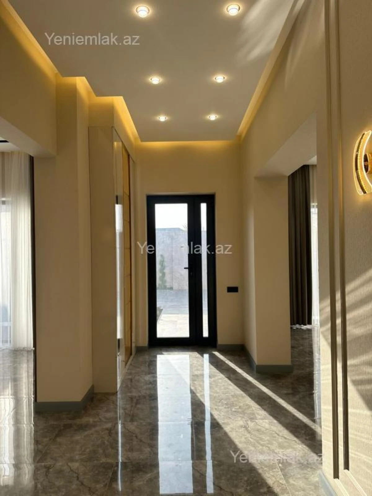 Satılır 4 otaqlı həyət evi 160 m²