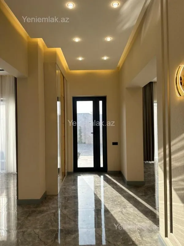 Satılır 4 otaqlı həyət evi 160 m²