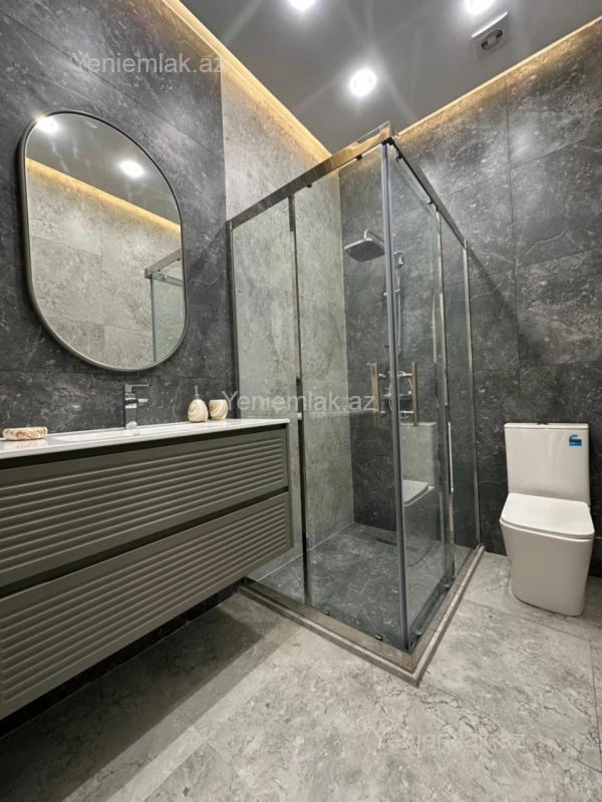 Satılır 4 otaqlı həyət evi 160 m²