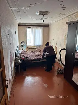 Satılır 2 otaqlı köhnə tikili 52 m²