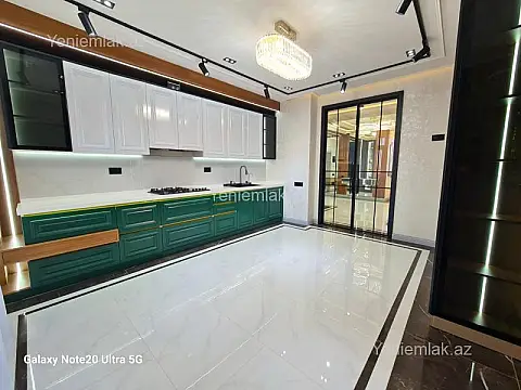 Satılır 4 otaqlı yeni tikili 186 m²
