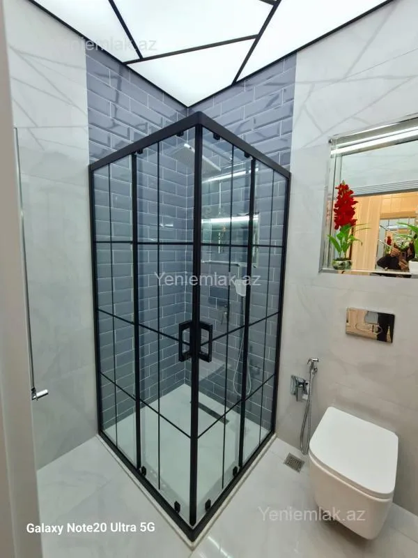 Satılır 4 otaqlı yeni tikili 186 m²