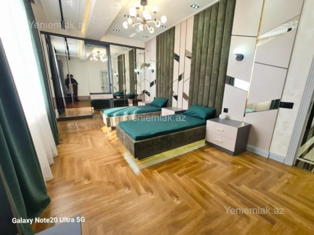 Satılır 4 otaqlı yeni tikili 186 m²